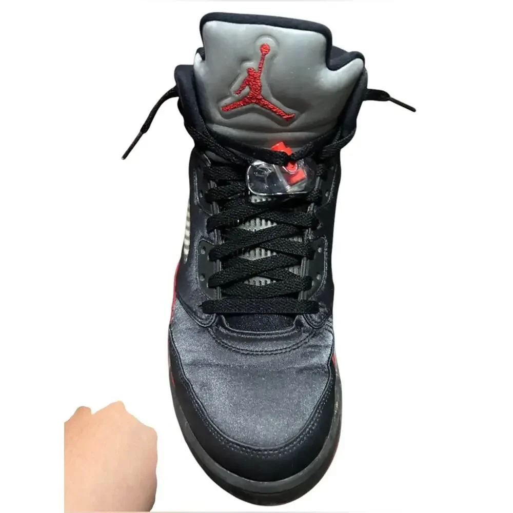 Air Jordan 5 Retro Satin Bred - Black/University Red 136027-006 size 12